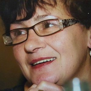 Meet your Posher, Renata